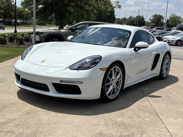 Used 2024 Porsche 718 Cayman w/ Premium Package RWD image 11