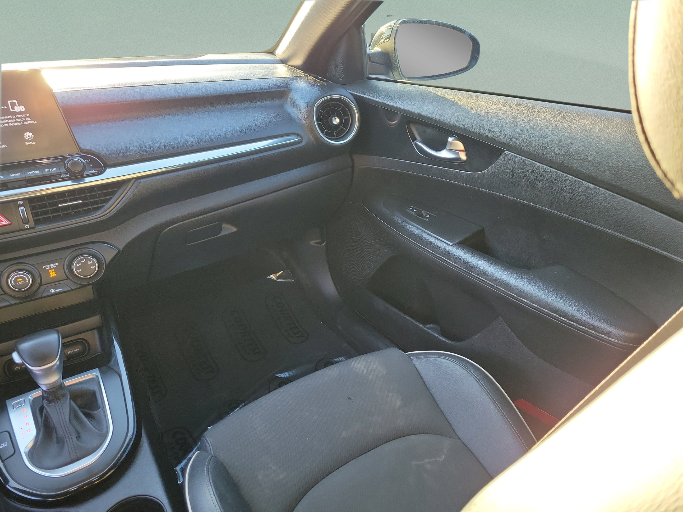 Certified 2021 Kia Forte GT-Line FWD image 11