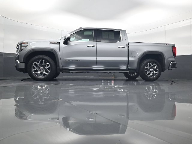 Used 2023 GMC Sierra 1500 SLT w/ SLT Premium Package AWD/4WD image 28