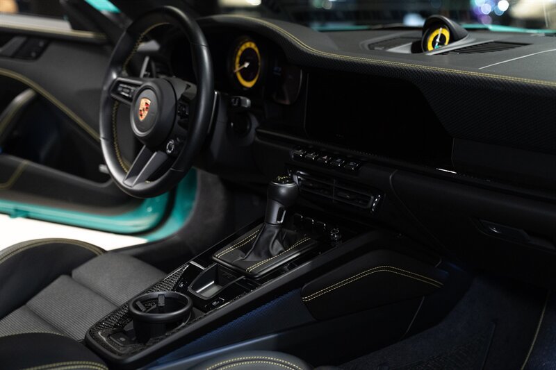 Used 2023 Porsche 911 GT3 RWD image 18
