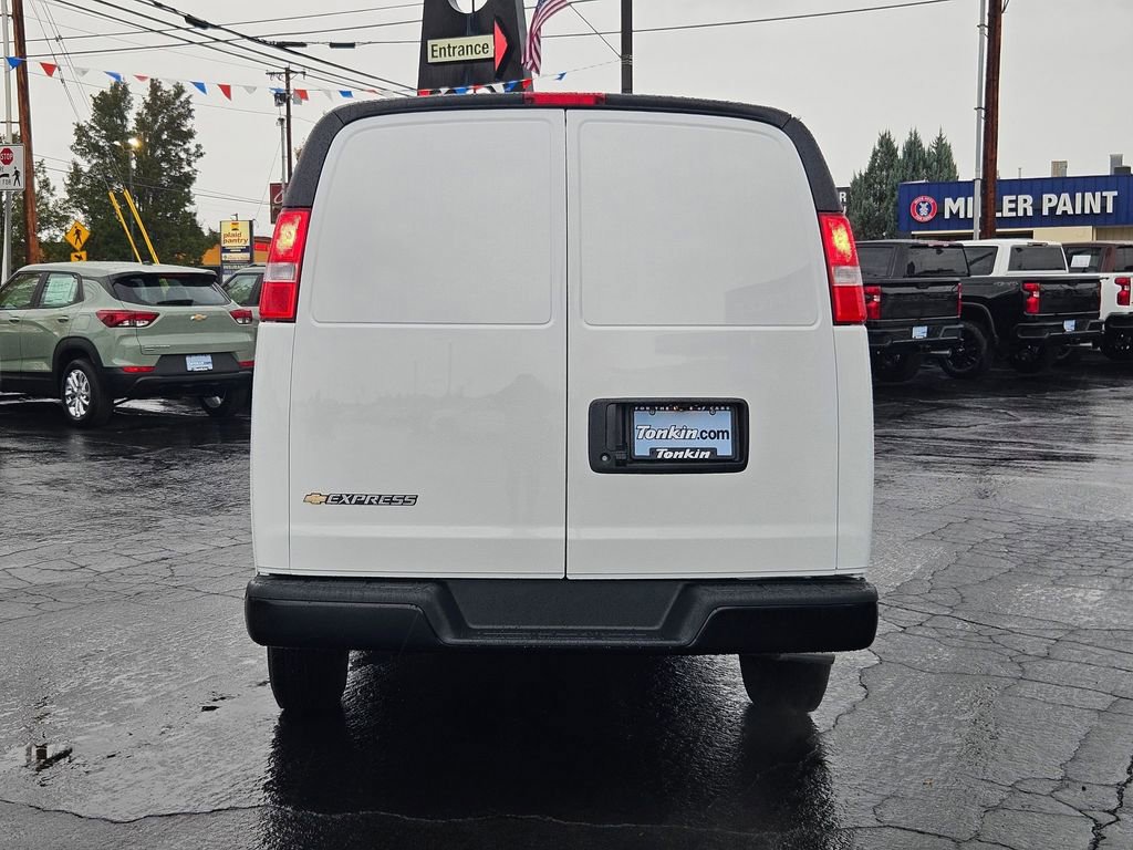 New 2025 Chevrolet Express 2500 Extended image 5
