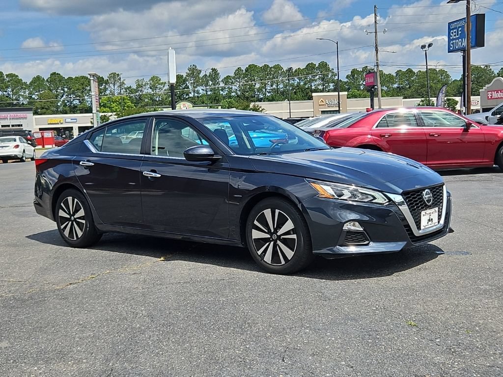 Used 2021 Nissan Altima 2.5 SV