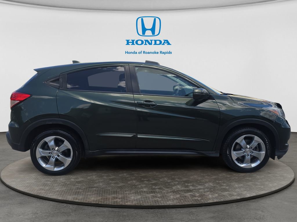 Used 2017 Honda HR-V EX image 6