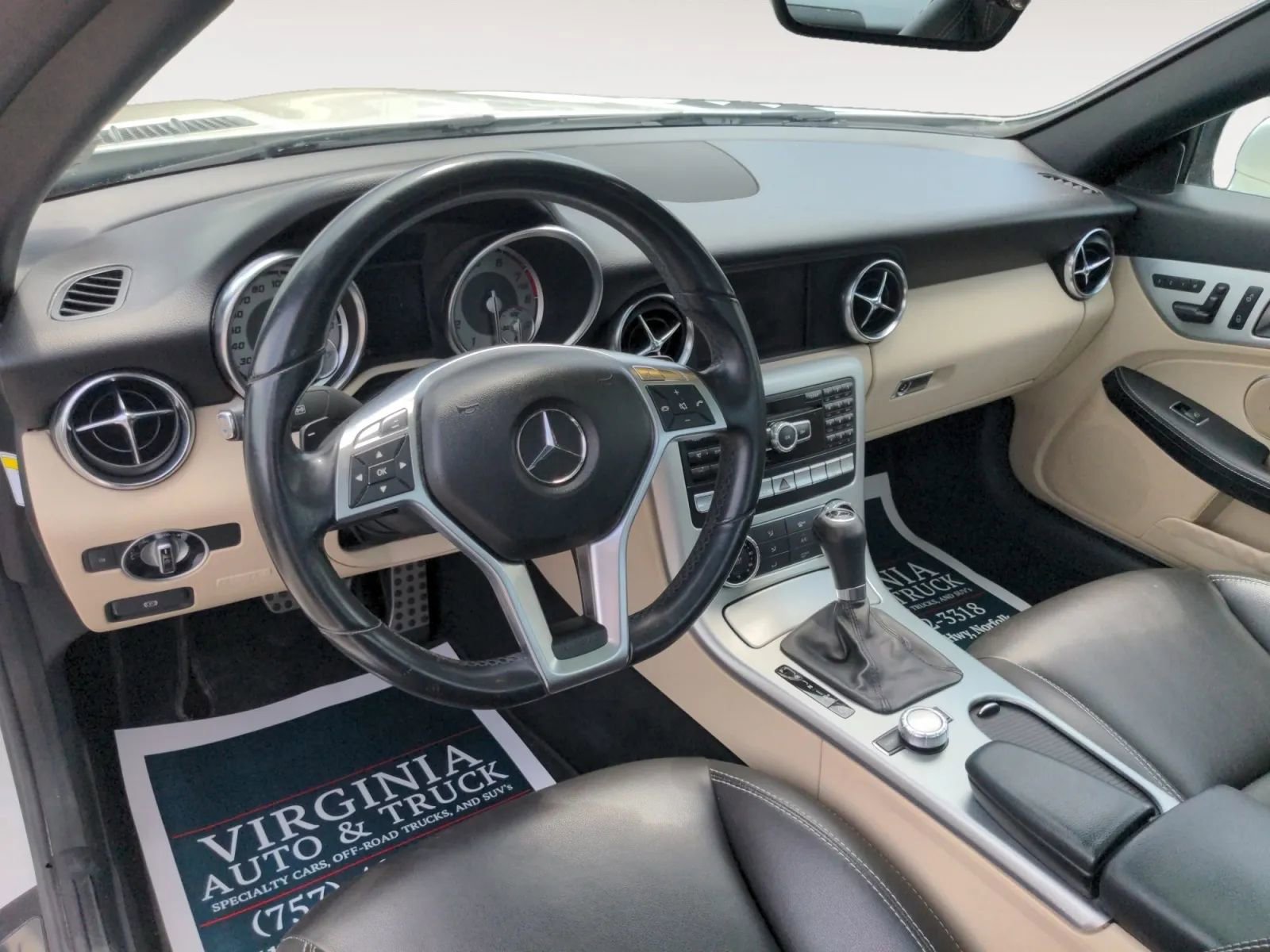 Used 2014 Mercedes-Benz SLK 250 image 3