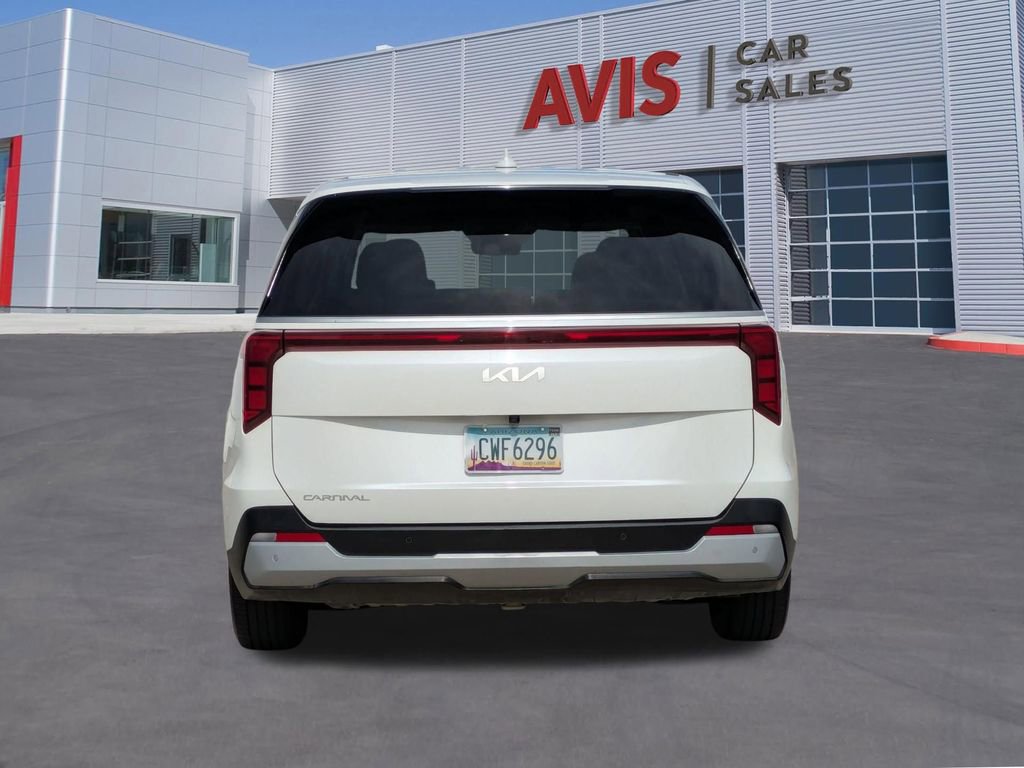 Used 2025 Kia Carnival LXS image 7