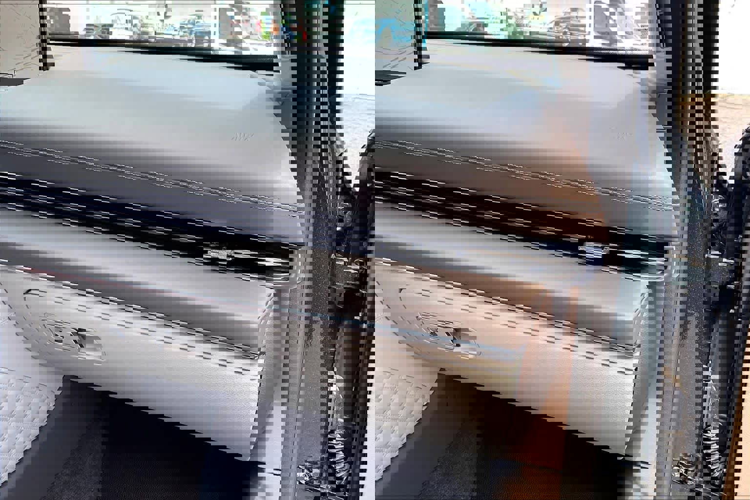 Used 2023 Genesis GV80 3.5T w/ Prestige Package image 18