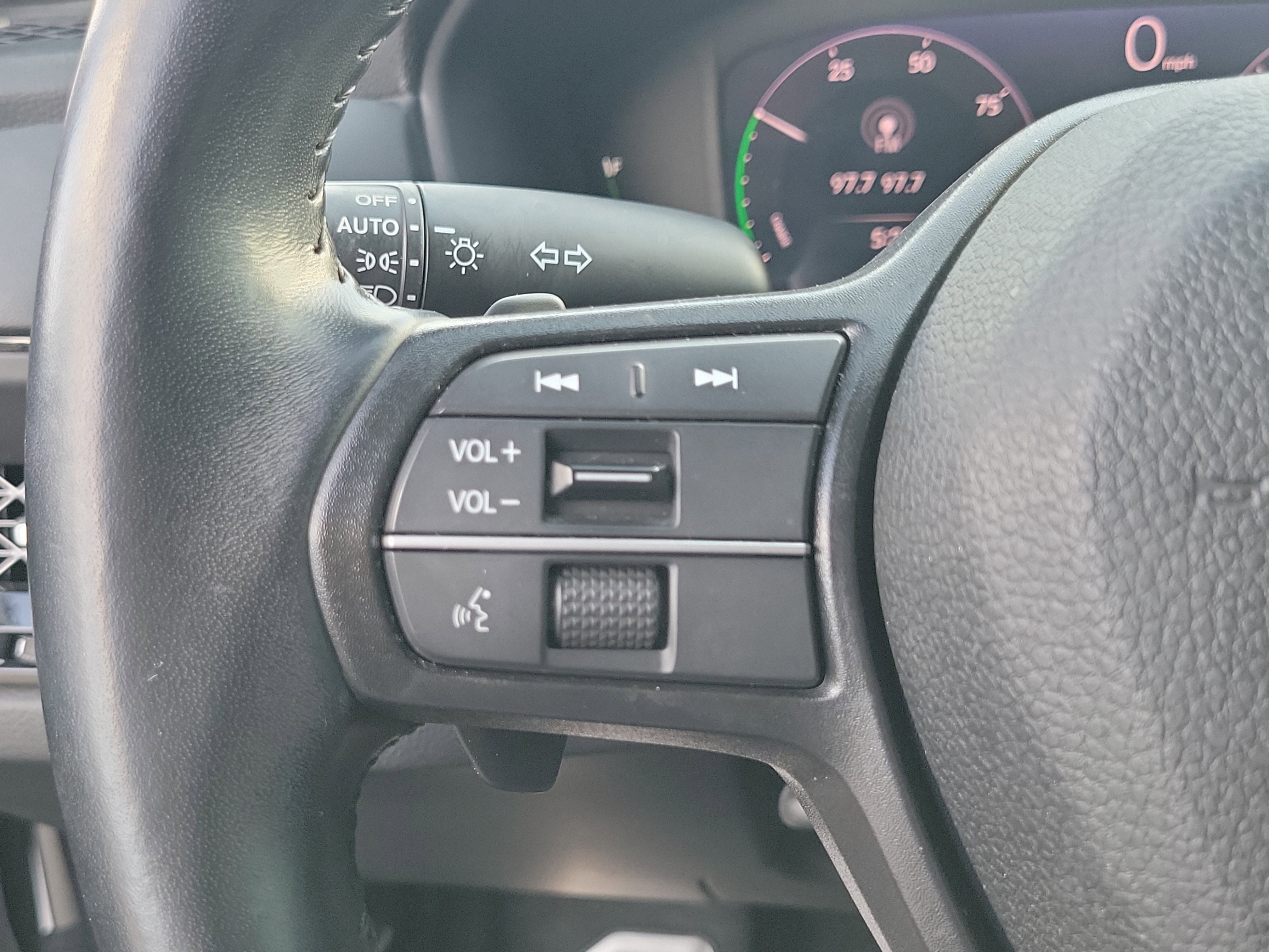Used 2023 Honda Accord Sport image 25