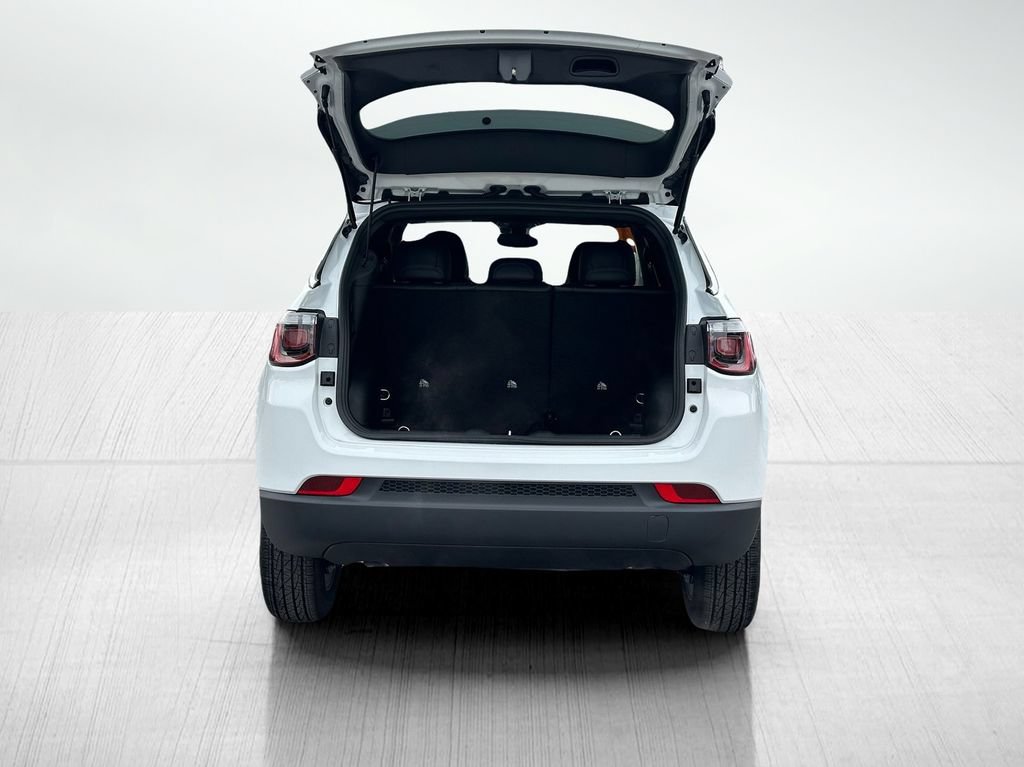 New 2026 Jeep Compass Latitude AWD/4WD image 7
