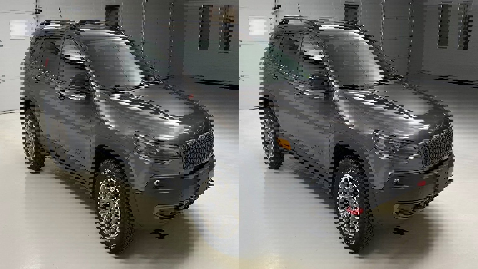 Certified 2022 Jeep Cherokee Trailhawk image 4