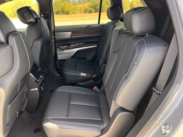 New 2027 Cadillac Vistiq Luxury AWD/4WD image 25