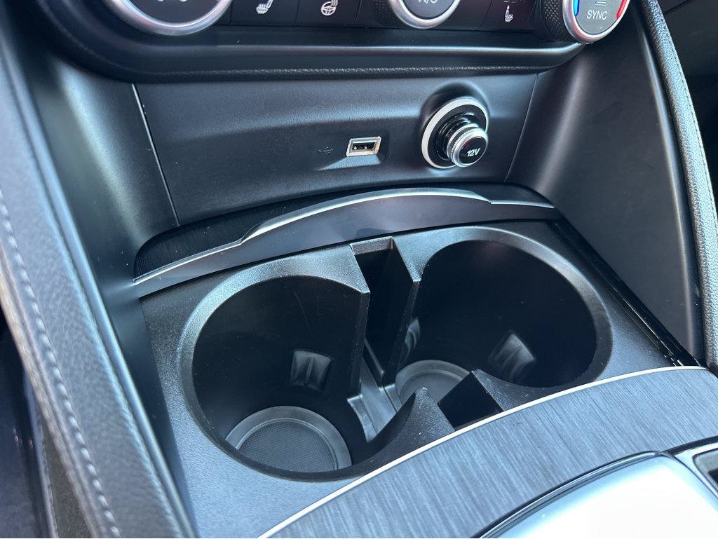 Used 2023 Alfa Romeo Stelvio Sprint RWD image 26