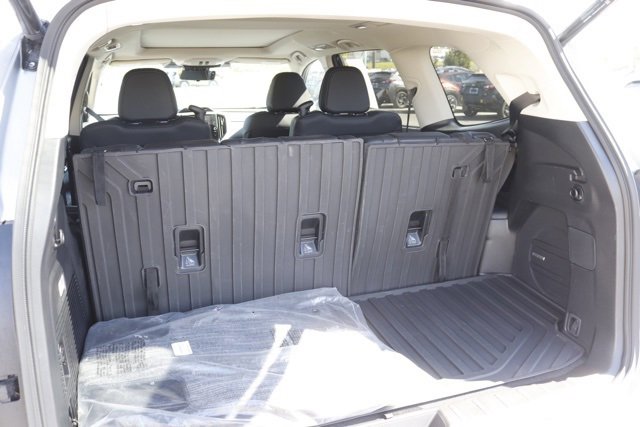Certified 2025 Subaru Ascent Touring w/ Popular Package #1 image 5