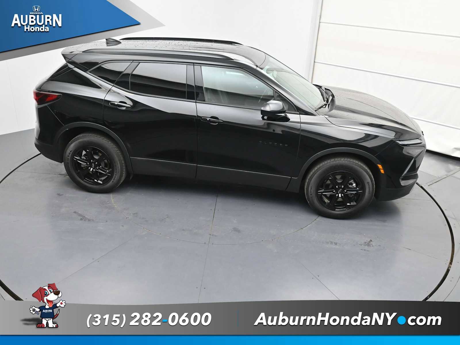 Used 2025 Chevrolet Blazer LT w/ Convenience Package image 29