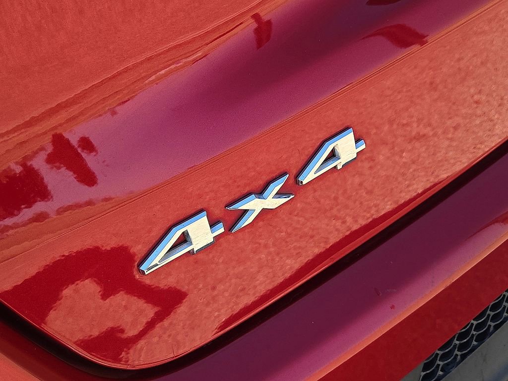 Used 2025 Jeep Compass Limited AWD/4WD image 12