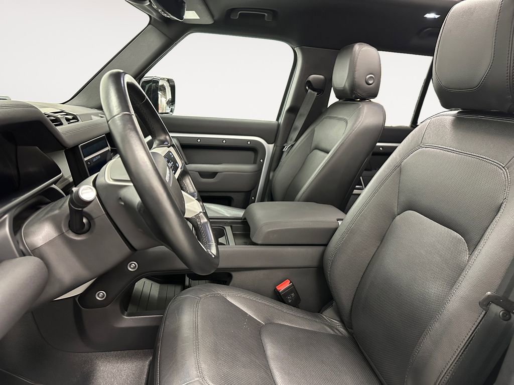 Used 2023 Land Rover Defender 110 SE AWD/4WD image 10
