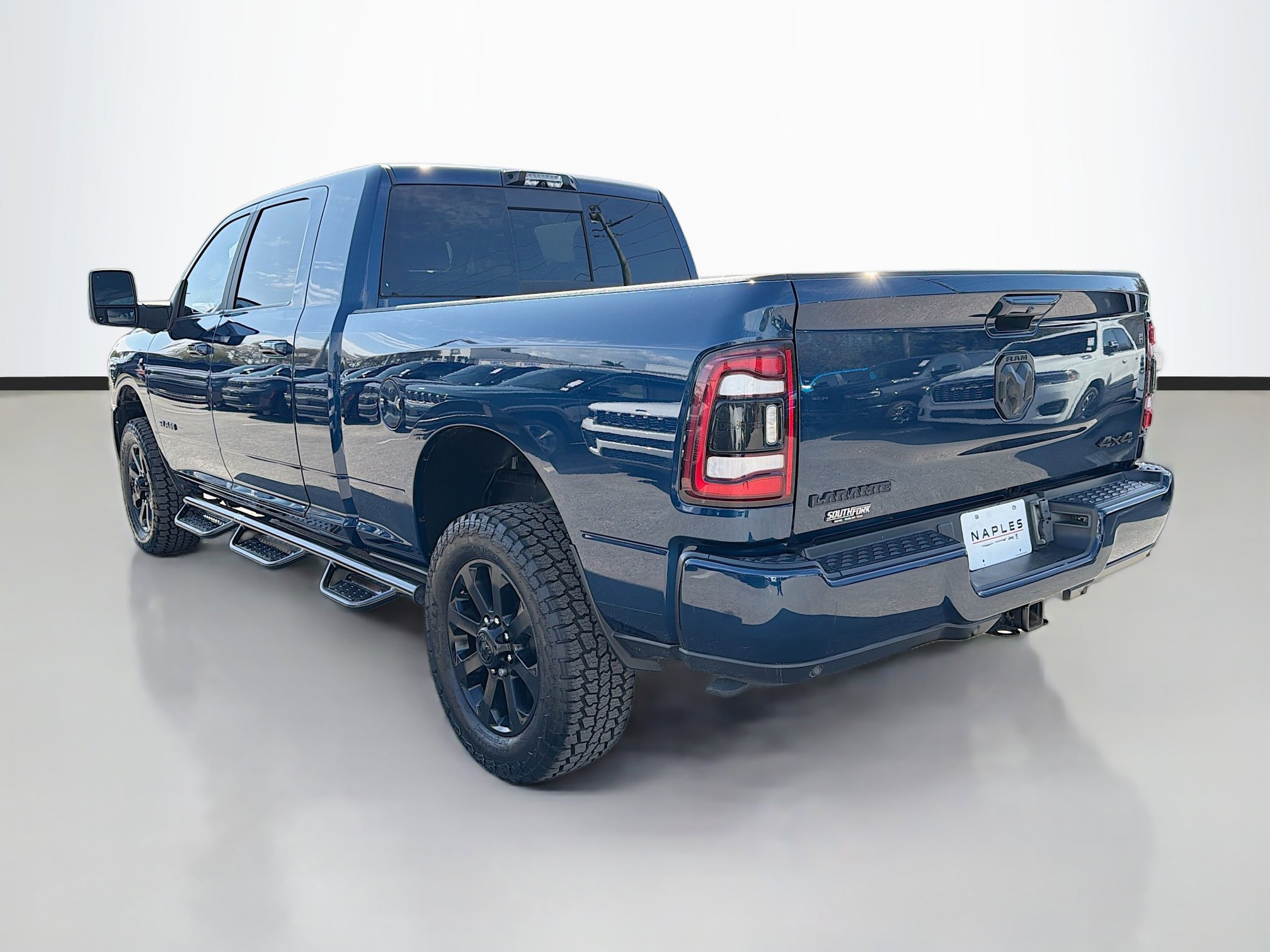 Used 2024 RAM 2500 Laramie w/ Night Edition image 5