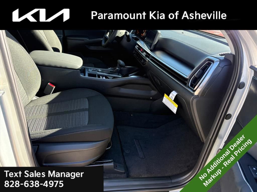New 2026 Kia Sorento LX image 16