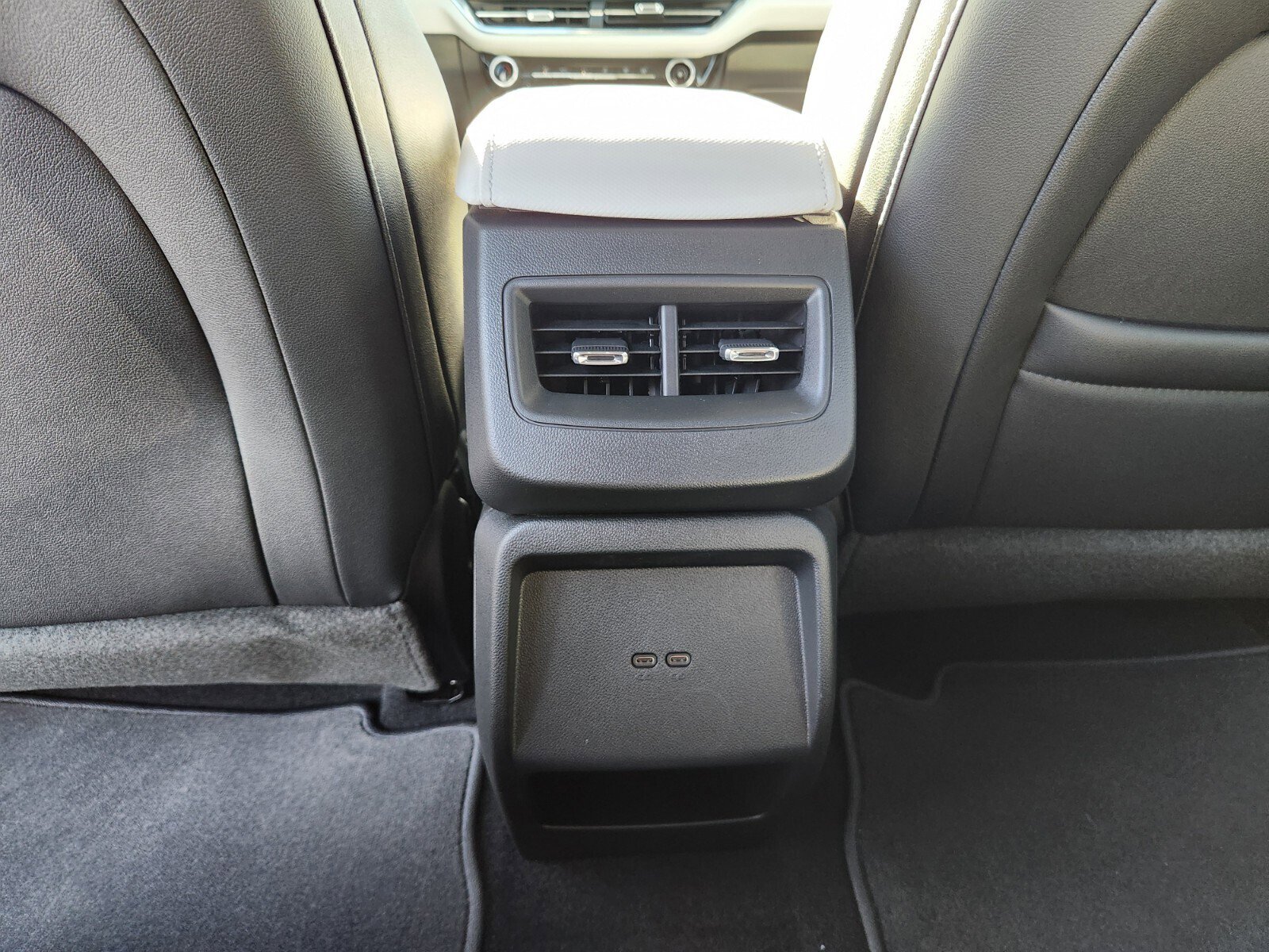 New 2026 Chevrolet Equinox EV LT image 11