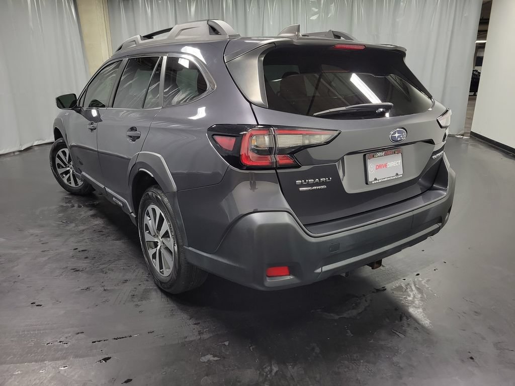 Used 2024 Subaru Outback Premium AWD/4WD image 6