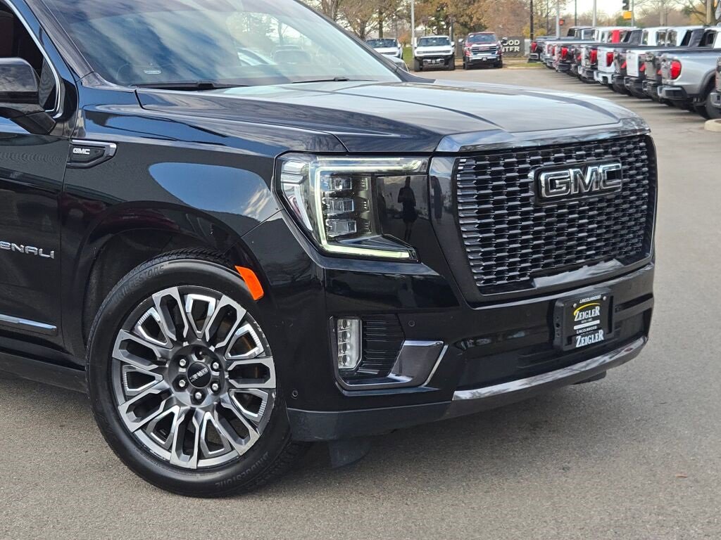 Used 2023 GMC Yukon XL Denali Ultimate image 2