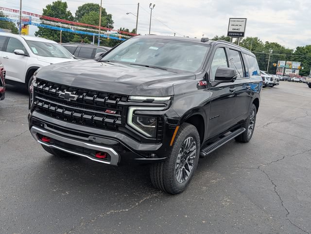 New 2026 Chevrolet Suburban Z71 w/ Z71 Off-Road Package AWD/4WD image 3