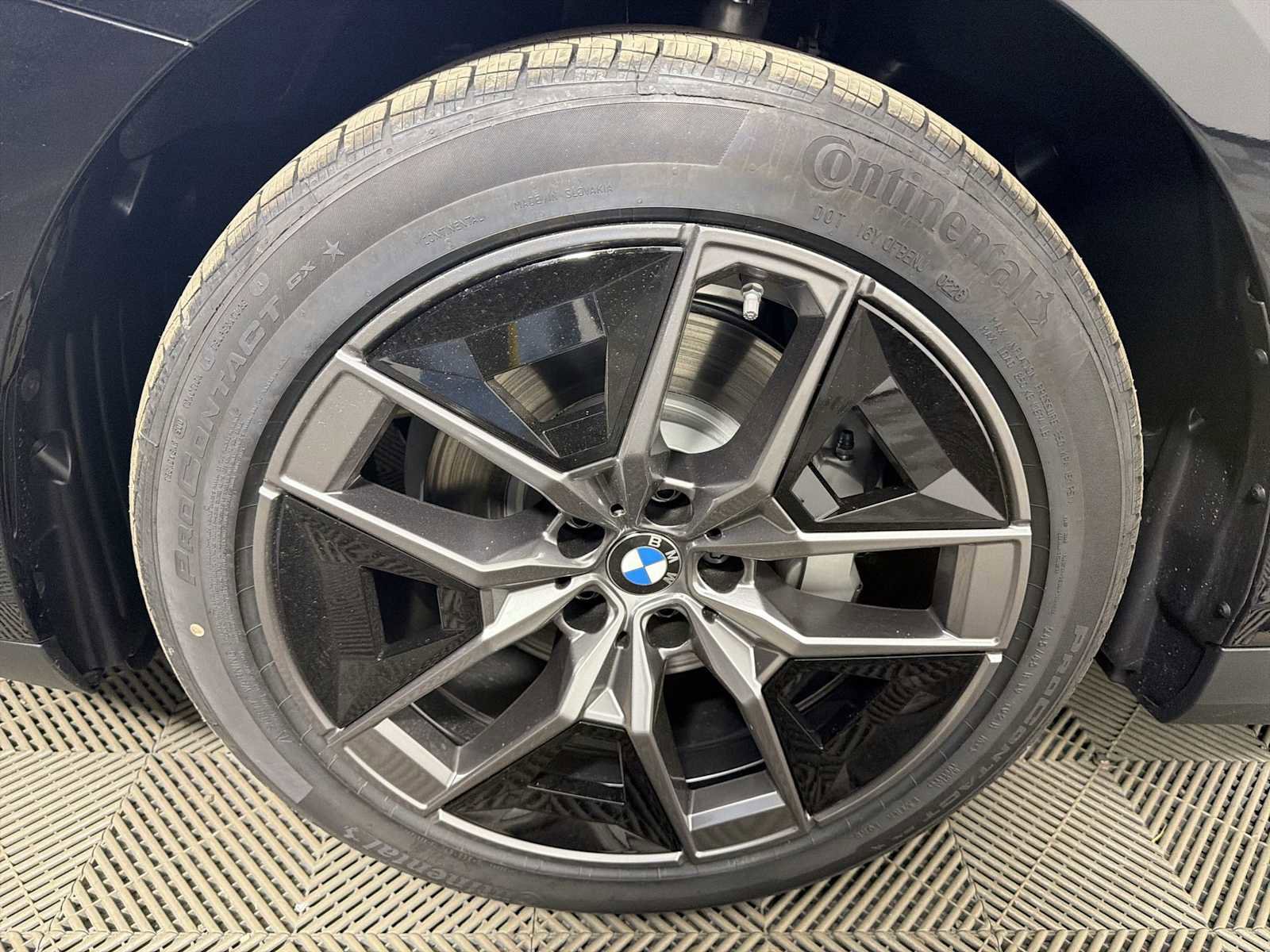 New 2026 BMW 530i xDrive AWD/4WD image 10