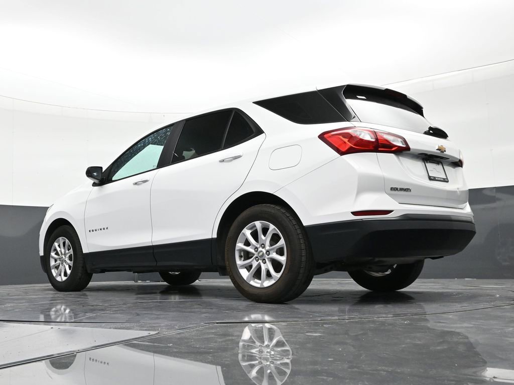 Used 2021 Chevrolet Equinox LS image 22