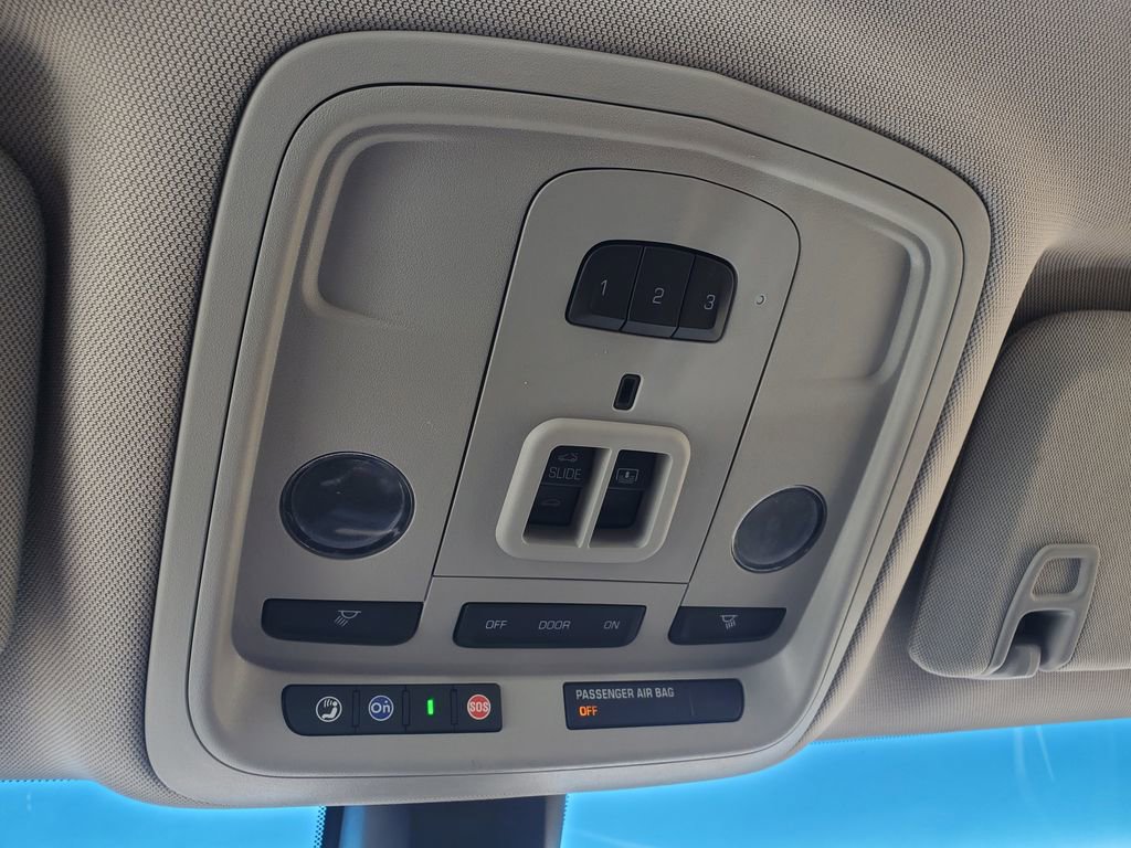 Used 2016 Cadillac XTS Luxury image 31