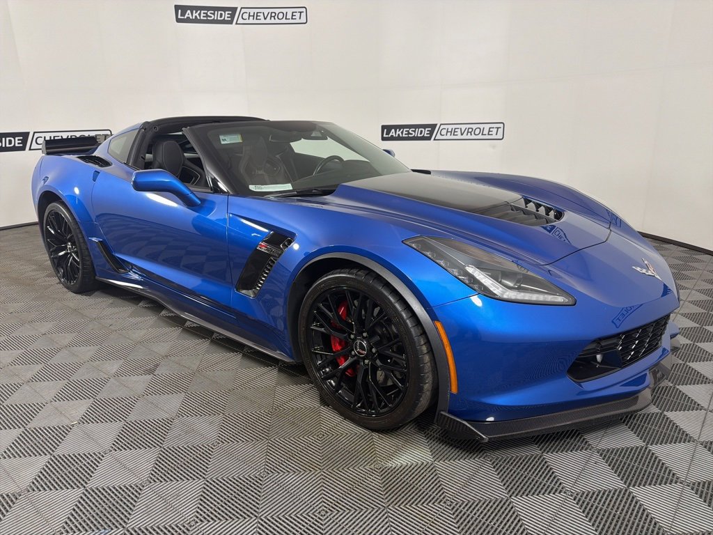 Used 2015 Chevrolet Corvette Z06 w/ 3LZ Preferred Equipment Group image 41