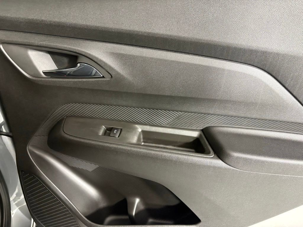 New 2027 Chevrolet Bolt RS image 18