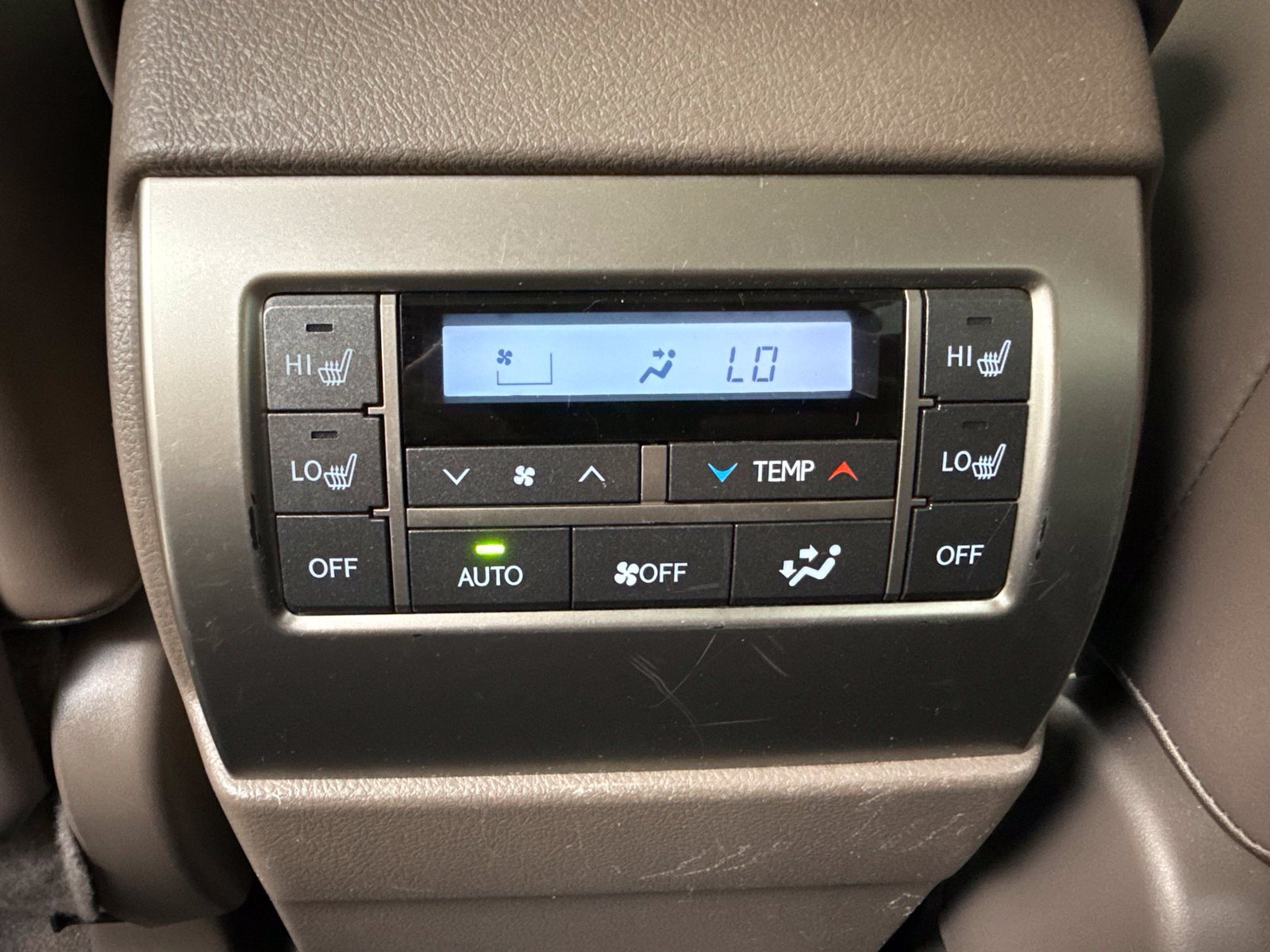 Used 2018 Lexus GX 460 Premium AWD/4WD image 25