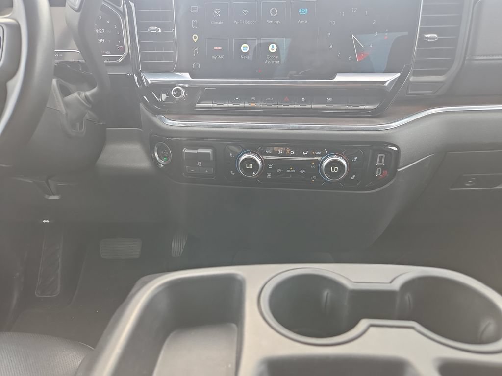 Used 2025 GMC Sierra 1500 SLT AWD/4WD image 12