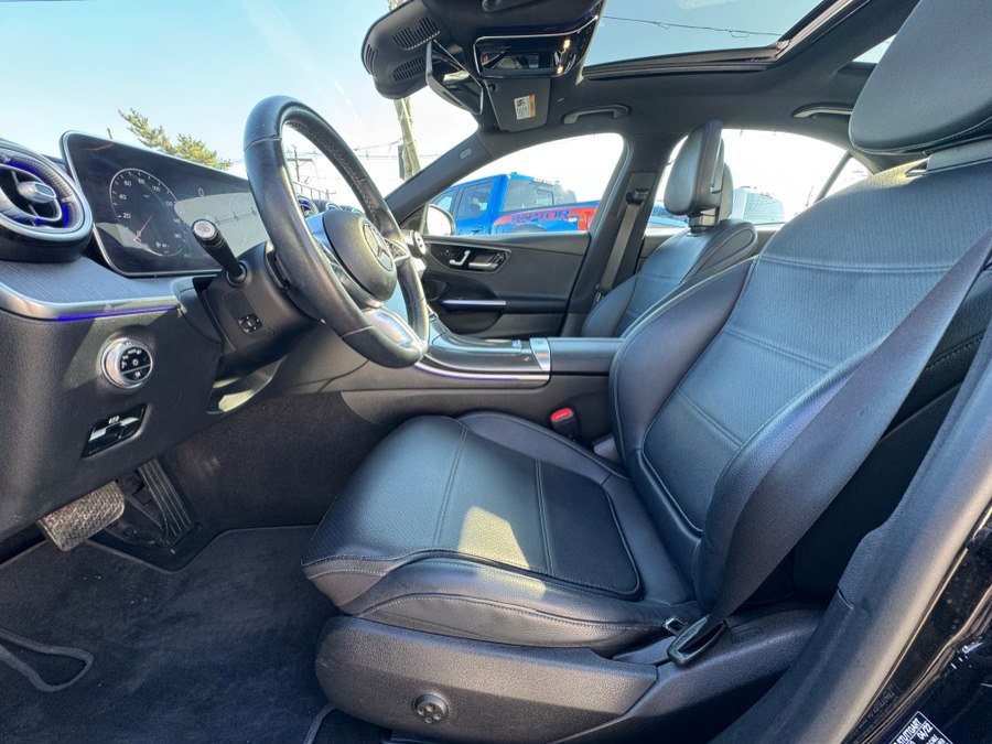 Used 2022 Mercedes-Benz C 300 4MATIC Sedan image 21