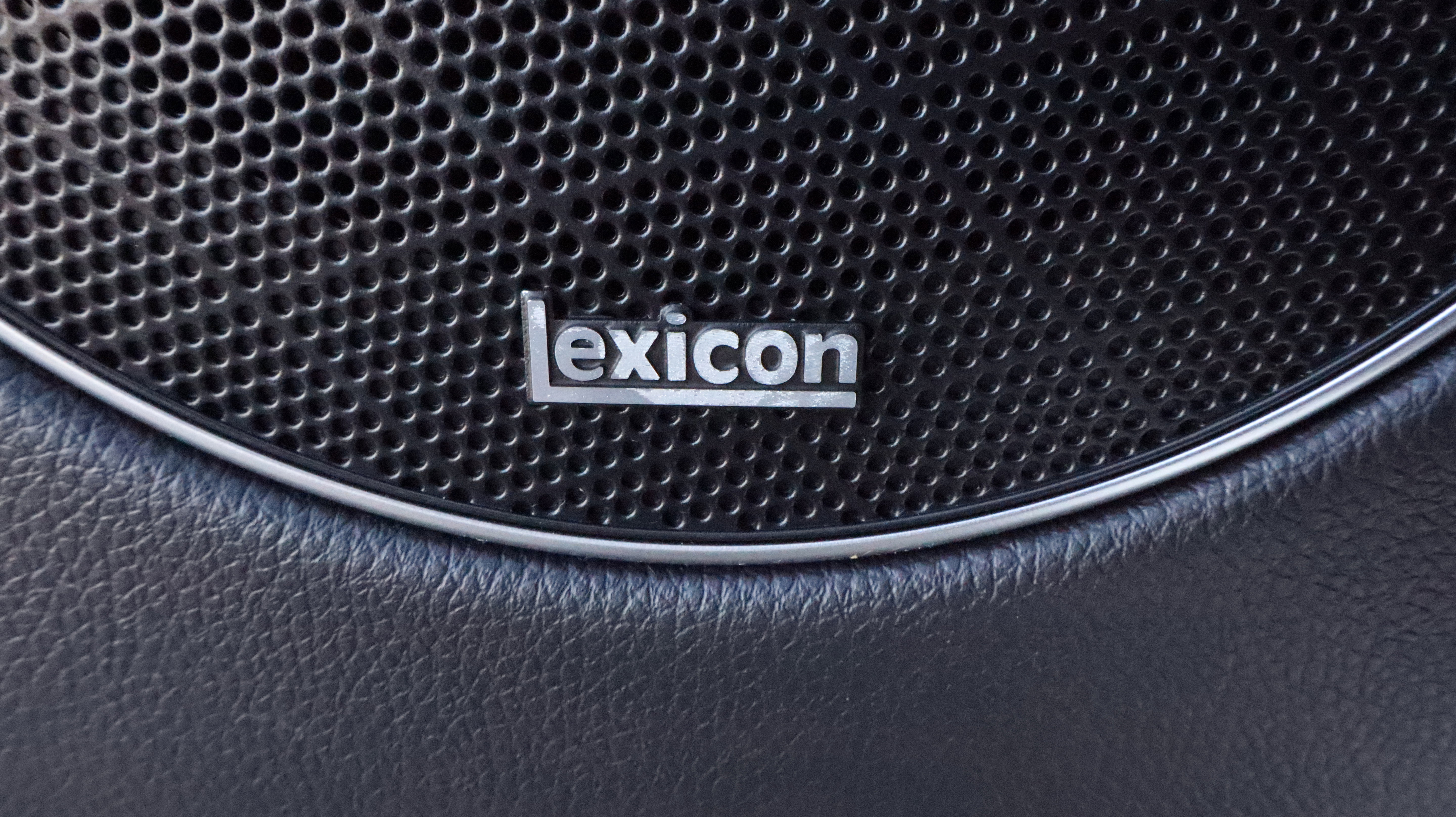 Used 2022 Genesis GV70 3.5T Sport w/ Sport Advanced Package image 18