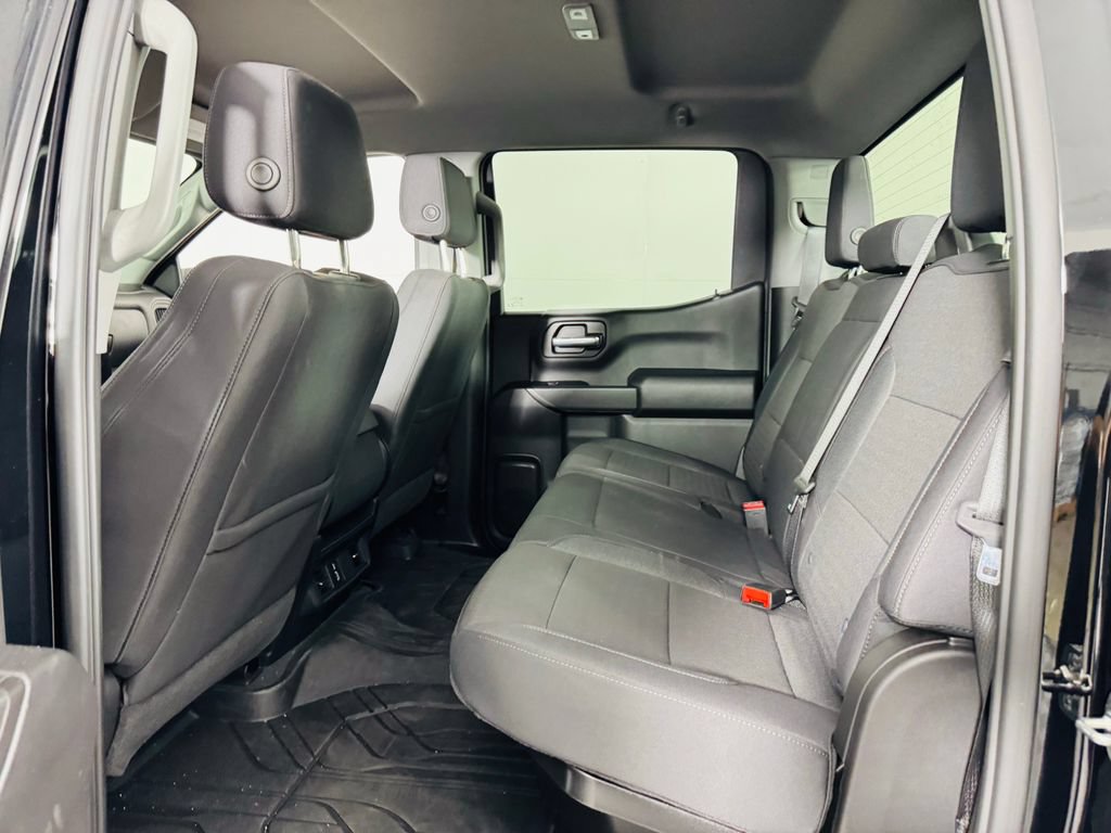 Used 2026 Chevrolet Silverado 1500 Custom RWD image 17