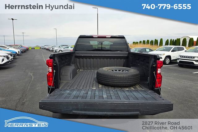 Used 2022 Chevrolet Silverado 1500 Custom AWD/4WD image 26