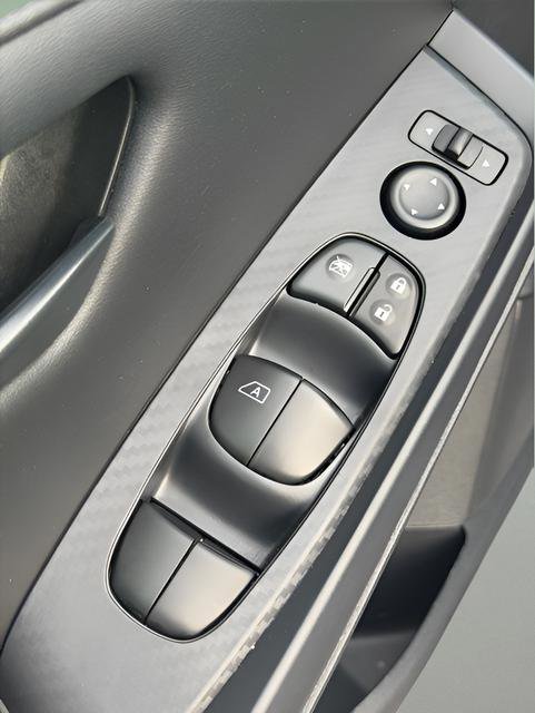 Certified 2025 Nissan Sentra S image 14