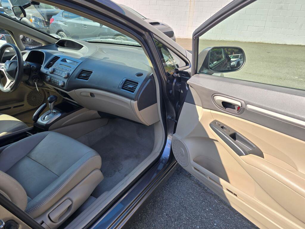 Used 2009 Honda Civic EX image 10