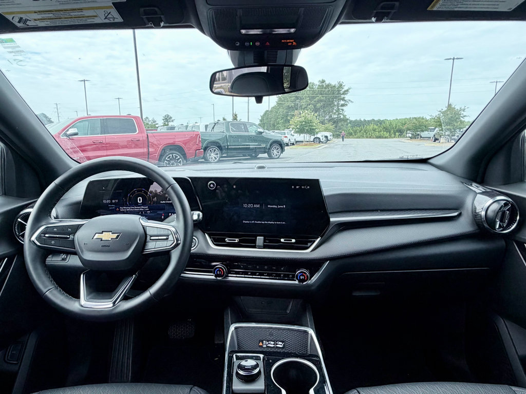 Used 2026 Chevrolet Equinox LT w/ Convenience Package II FWD image 11