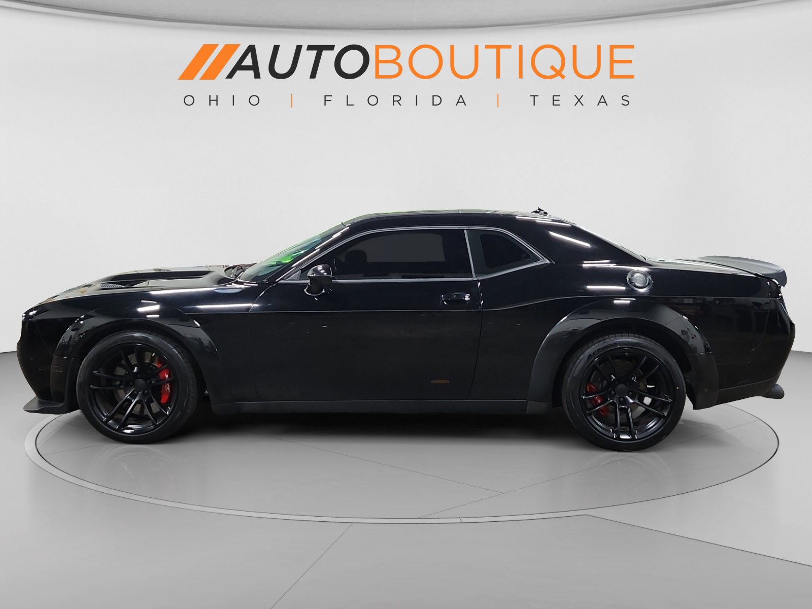 Used 2021 Dodge Challenger R/T Scat Pack RWD image 2
