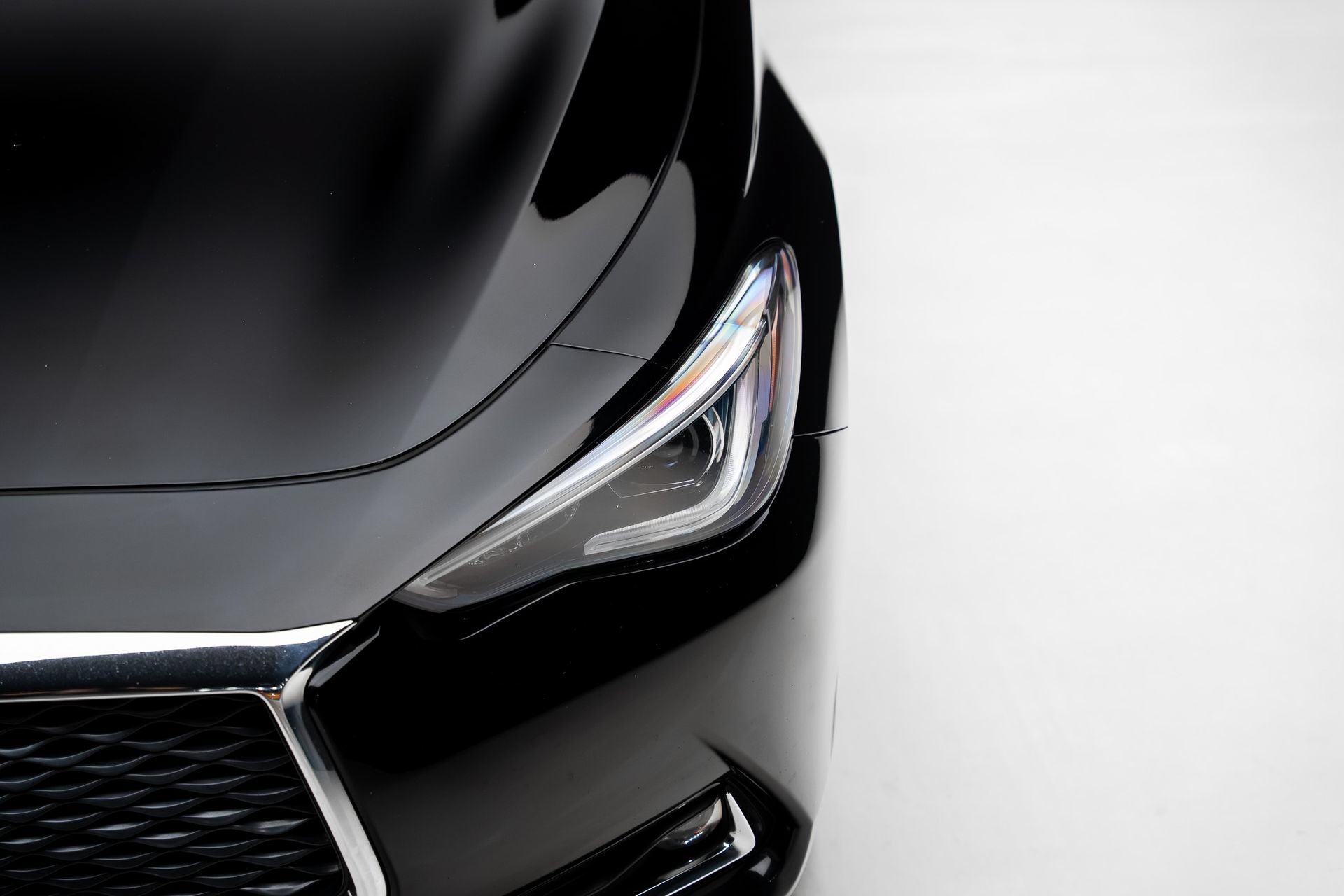 Used 2019 INFINITI Q60 3.0t Luxe AWD/4WD image 11