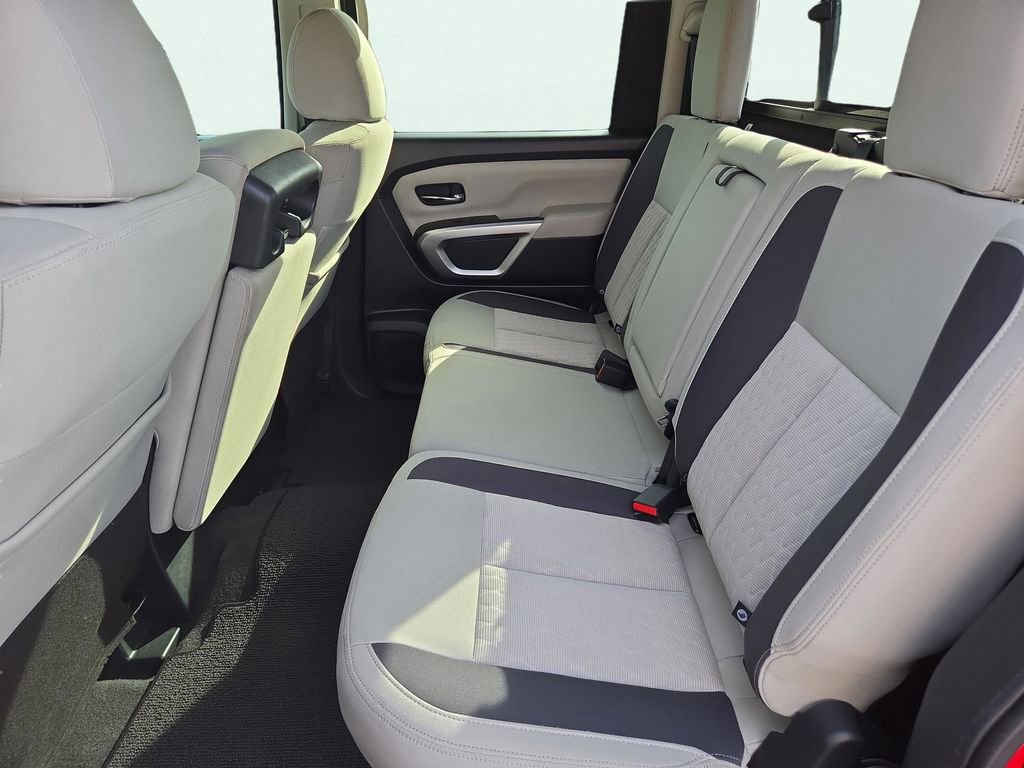 Used 2021 Nissan Titan SV w/ Accessory Utility Package image 19