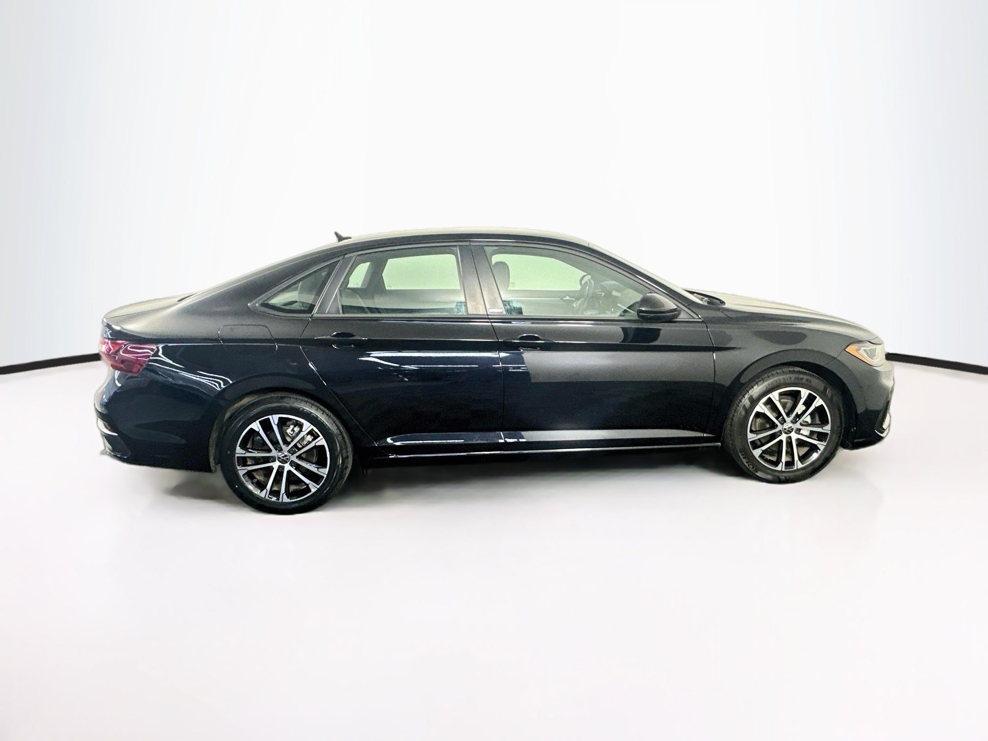 Used 2025 Volkswagen Jetta Sport FWD image 10