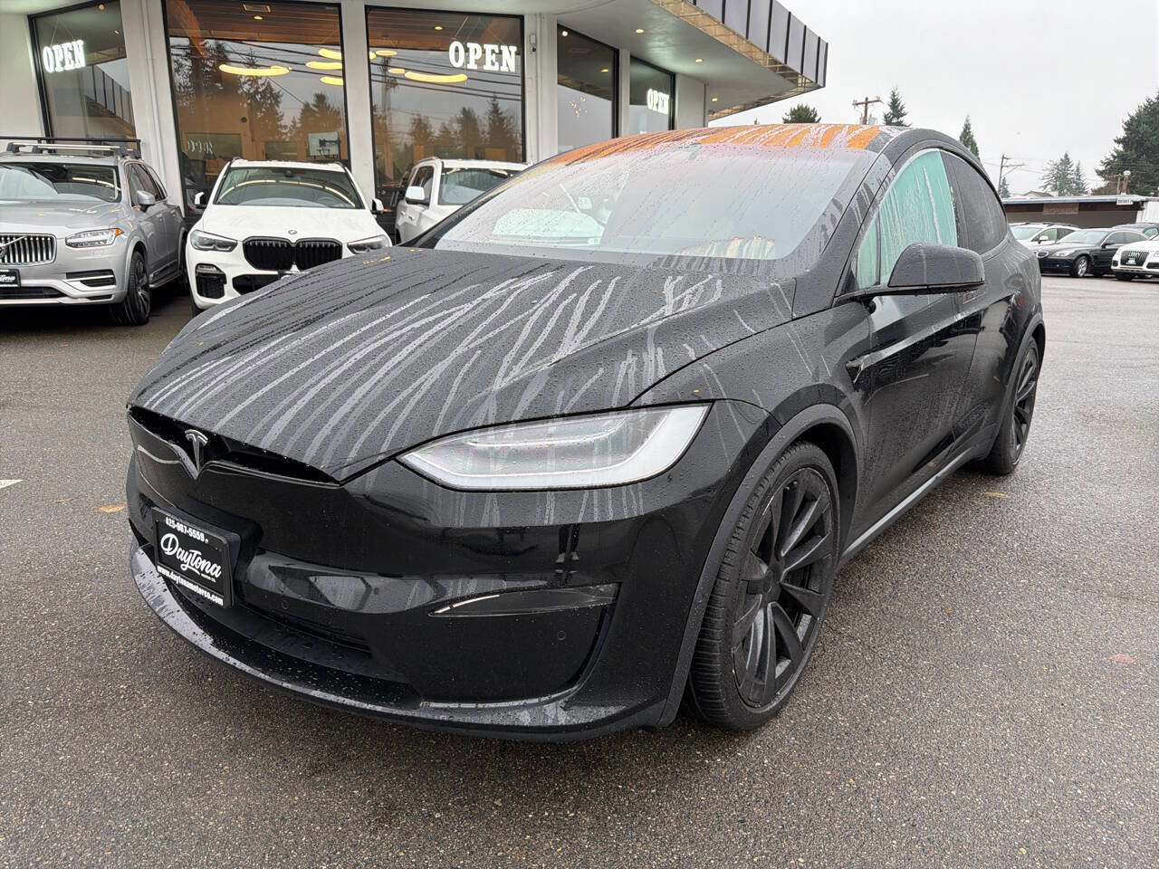 Used 2022 Tesla Model X image 1