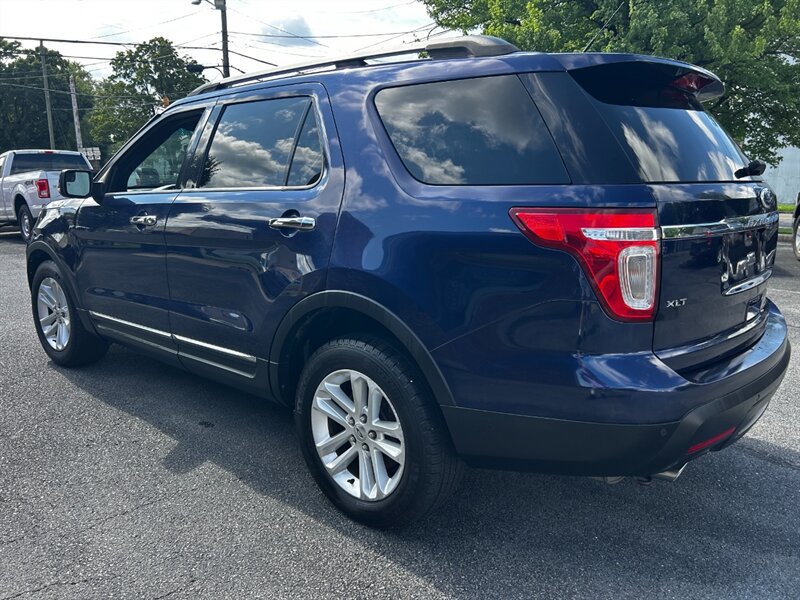 Used 2011 Ford Explorer XLT w/ 202A Rapid Spec Order Code AWD/4WD image 5