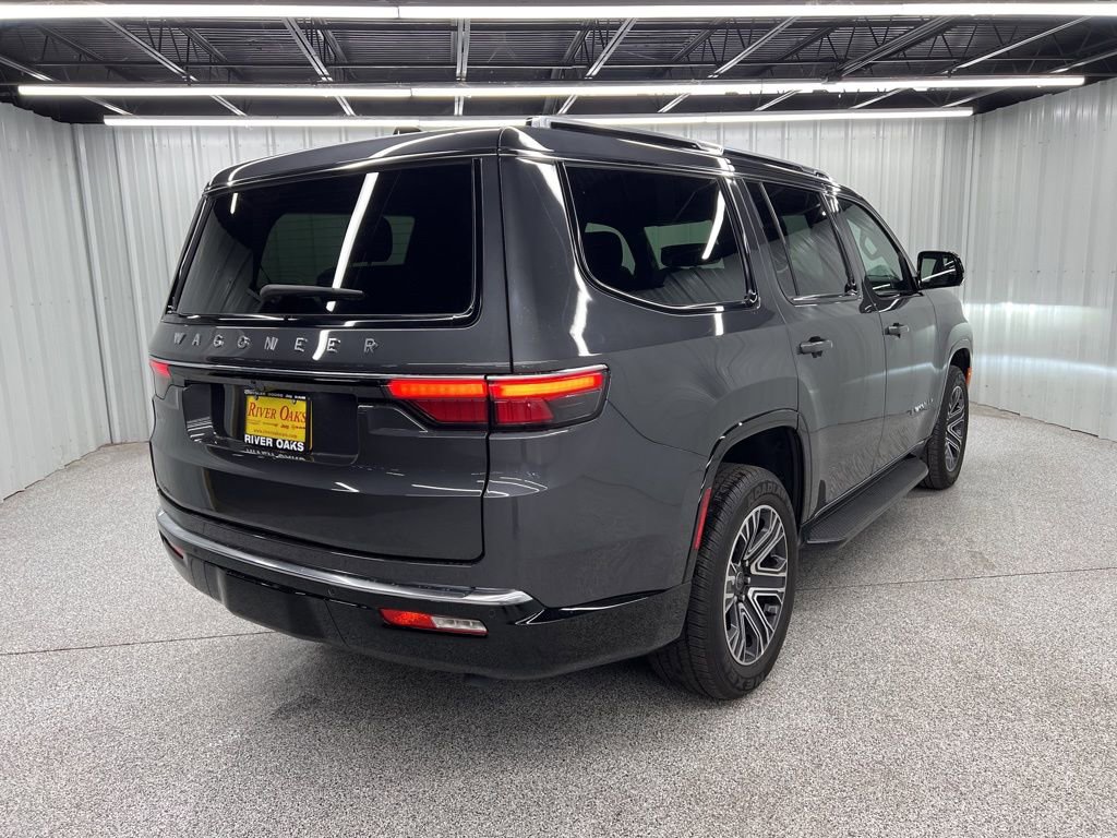 Used 2025 Jeep Wagoneer 4WD w/ Convenience Group I image 6