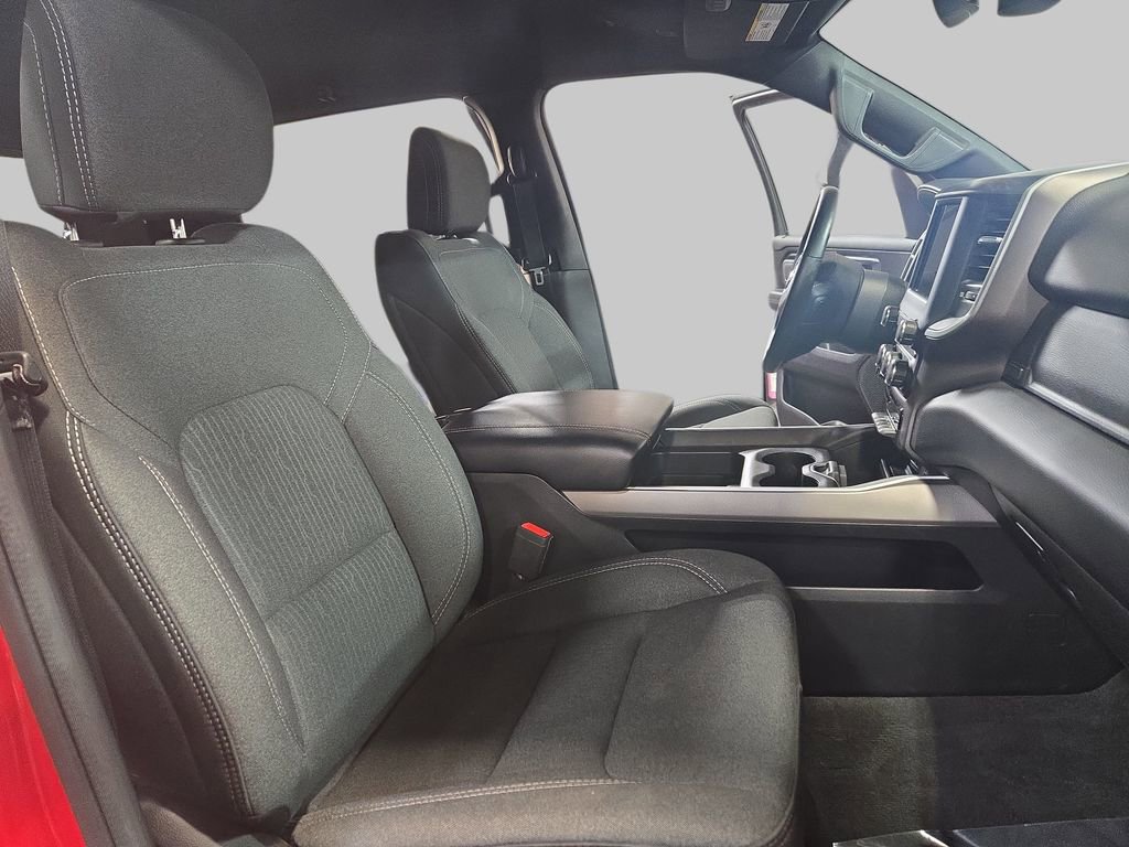 Used 2020 RAM 1500 Big Horn AWD/4WD image 11