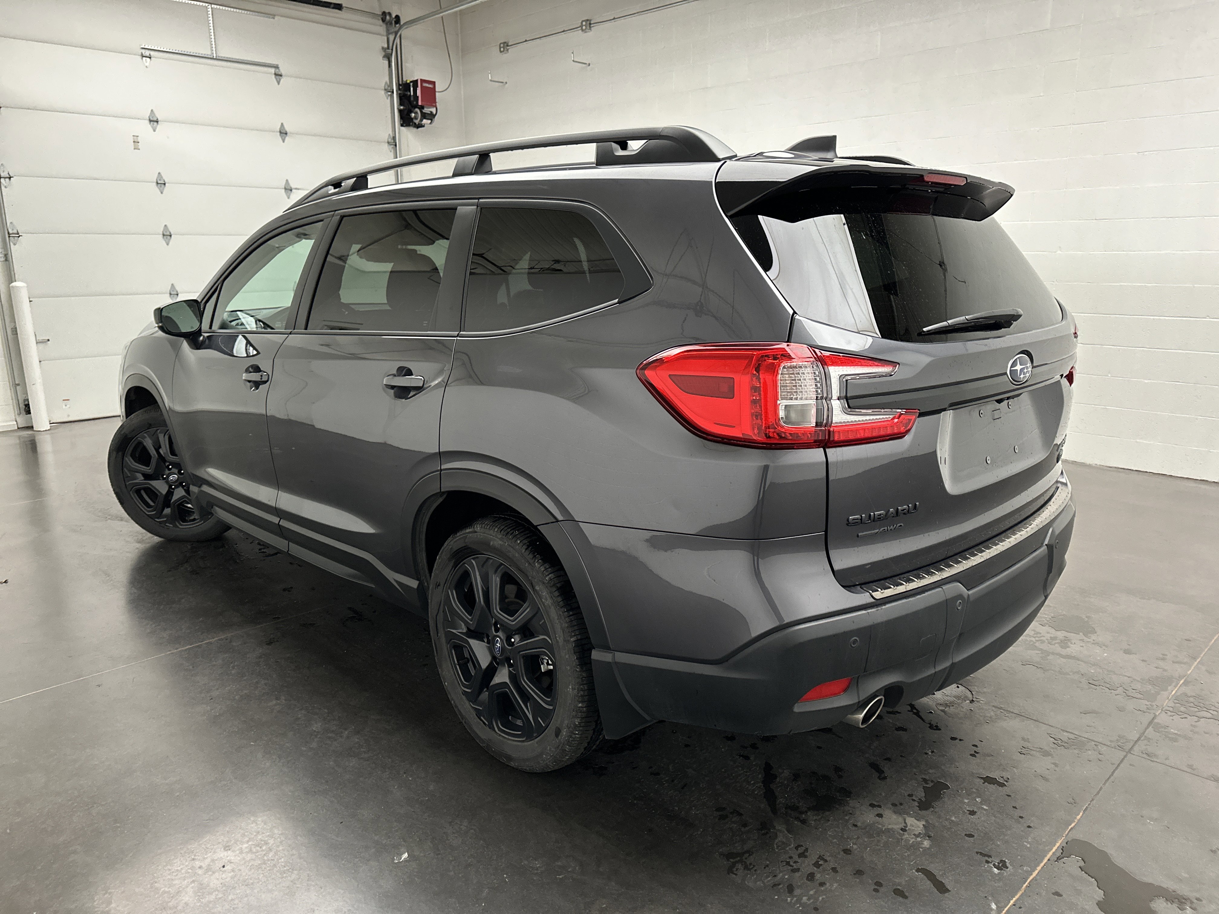 Certified 2025 Subaru Ascent Onyx Edition image 6
