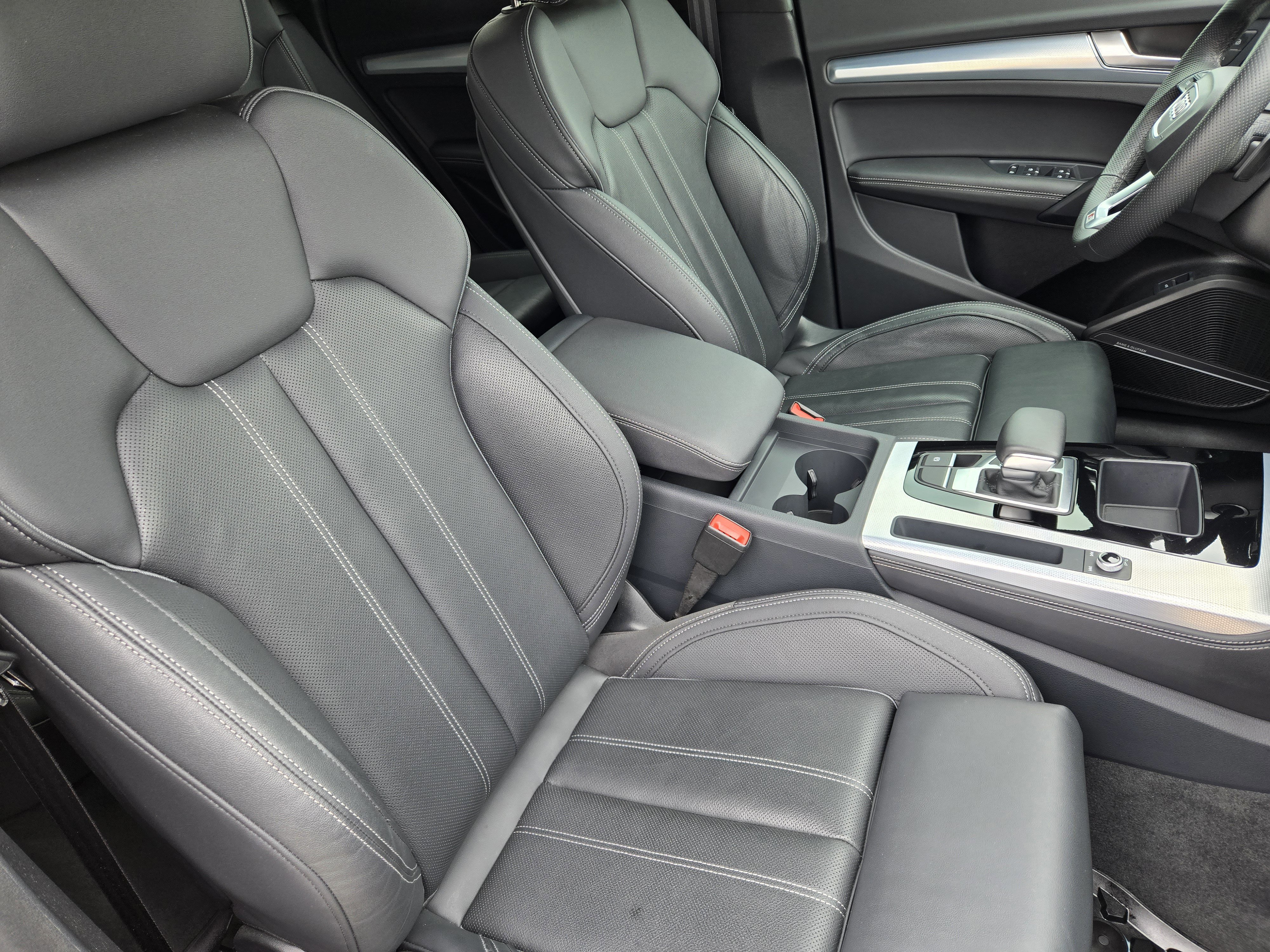 Used 2024 Audi Q5 2.0T Premium Plus w/ Premium Plus Package AWD/4WD image 10