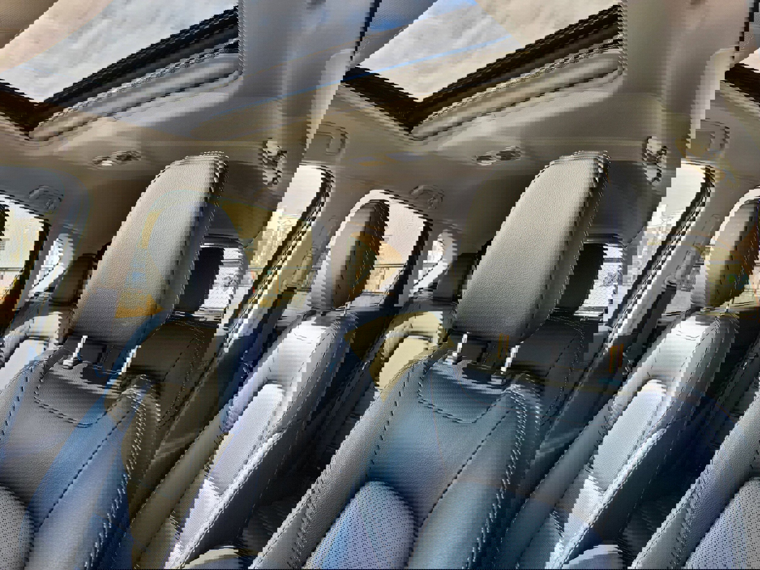 Used 2025 MAZDA CX-5 AWD 2.5 S w/ Preferred Package image 13